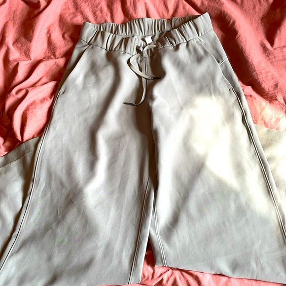 lululemon wide leg drawstring pants with pockets - Picture 1 of 5